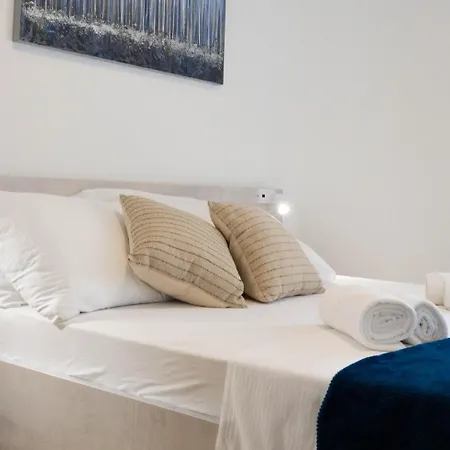 Nana Pag Apartman