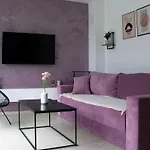 Nana Pag شقة