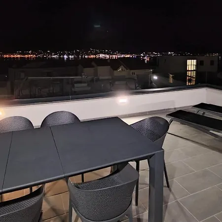 Nana Pag Apartment