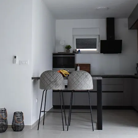 Apartman Nana Pag *